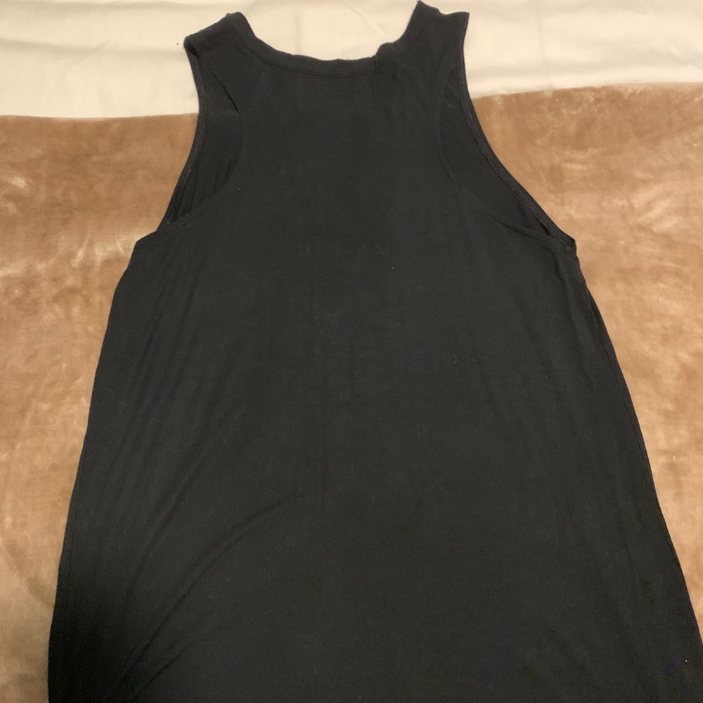 Top - Picture 2 of 5